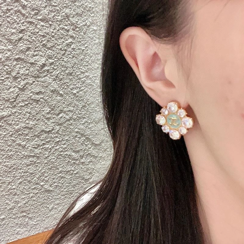 Chanel Earrings Lightweight 228723