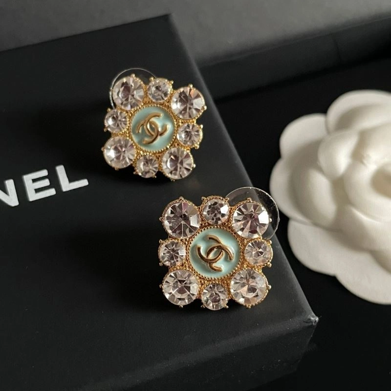 Chanel Earrings Lightweight 228723