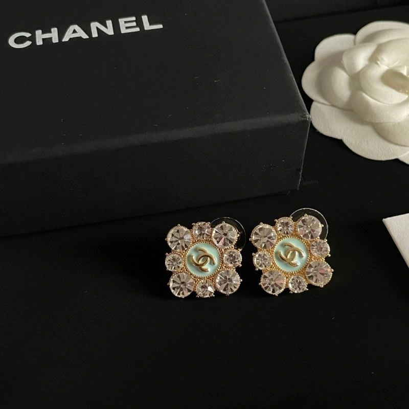 Chanel Earrings Lightweight 228723