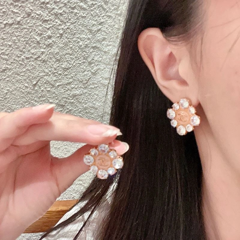 Chanel Earrings Trendy 228719