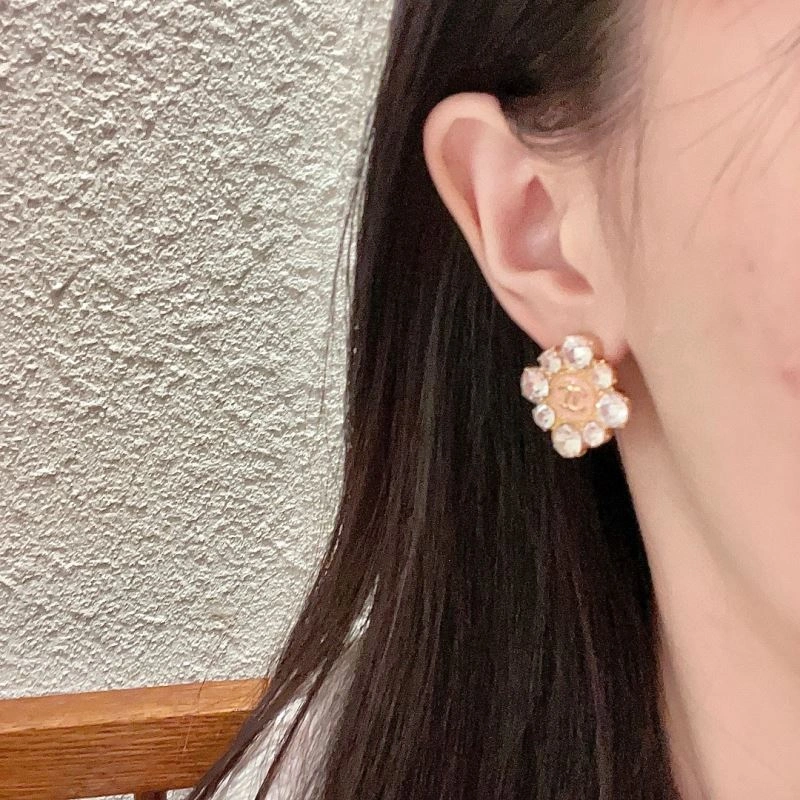 Chanel Earrings Trendy 228719
