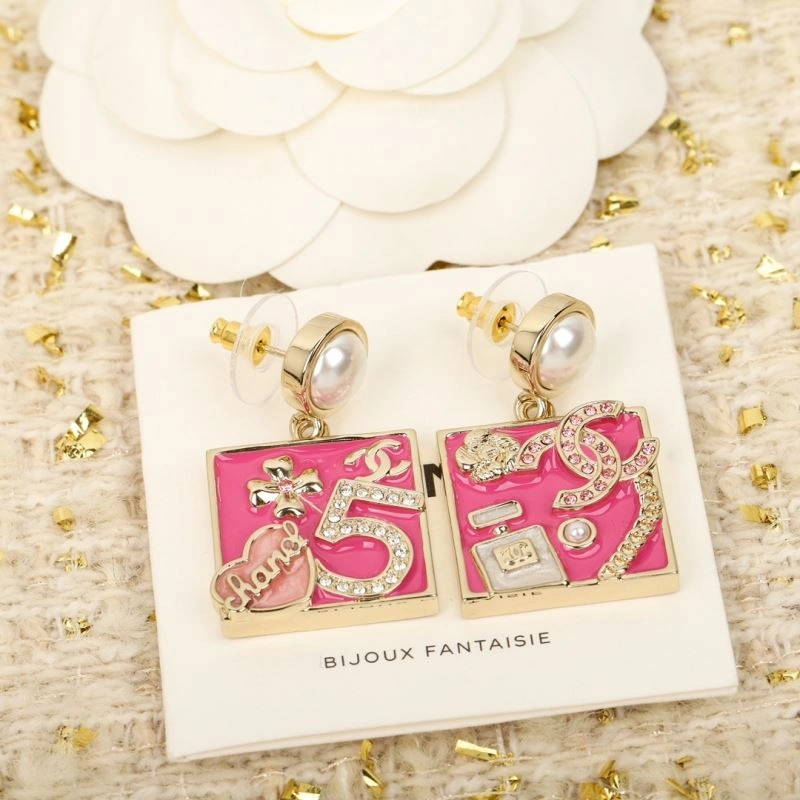 Unisex Chanel Earrings 228690