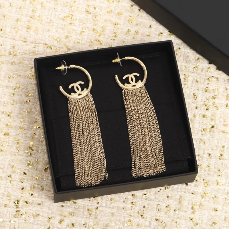 Chanel Earrings Cozy 228712