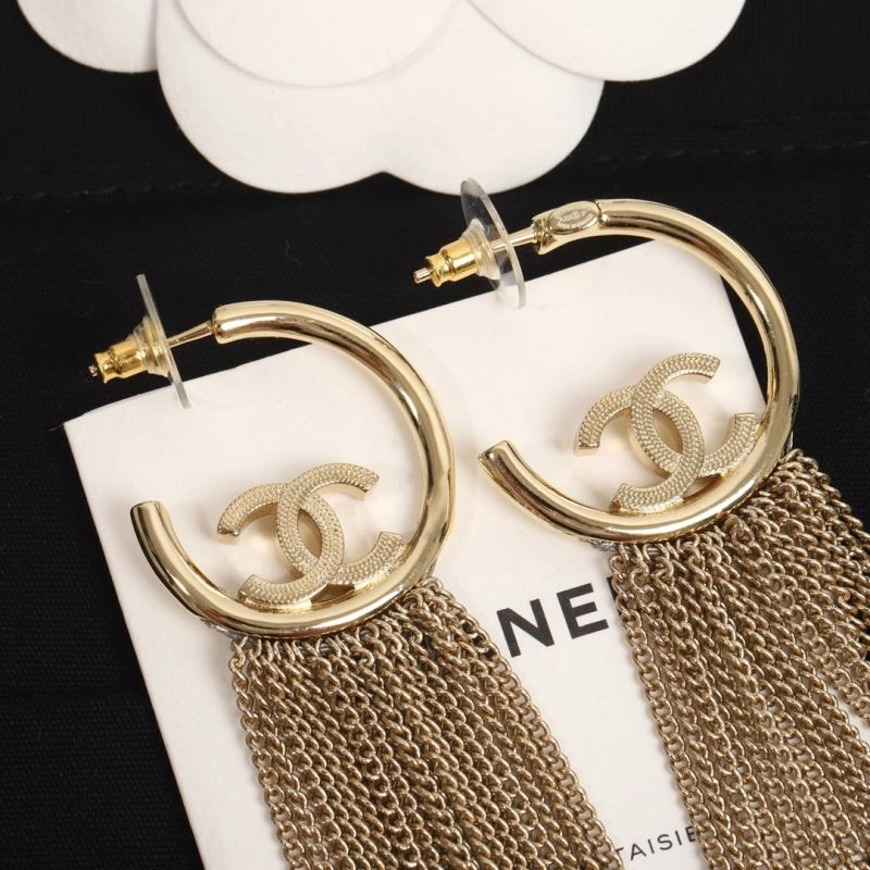 Chanel Earrings Cozy 228712