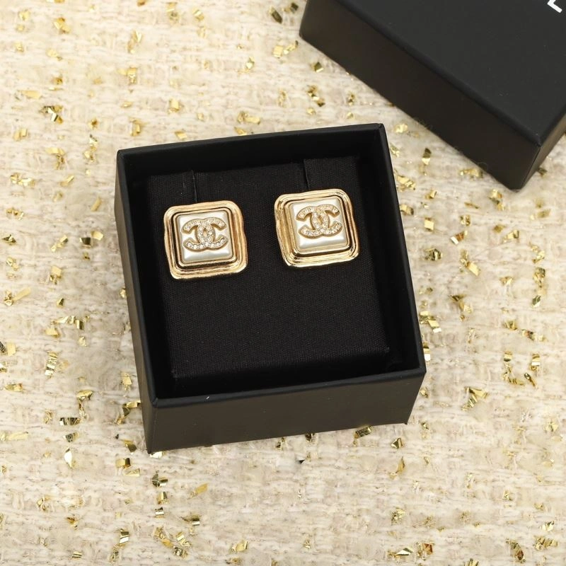 Chanel Earrings Vibrant 228727