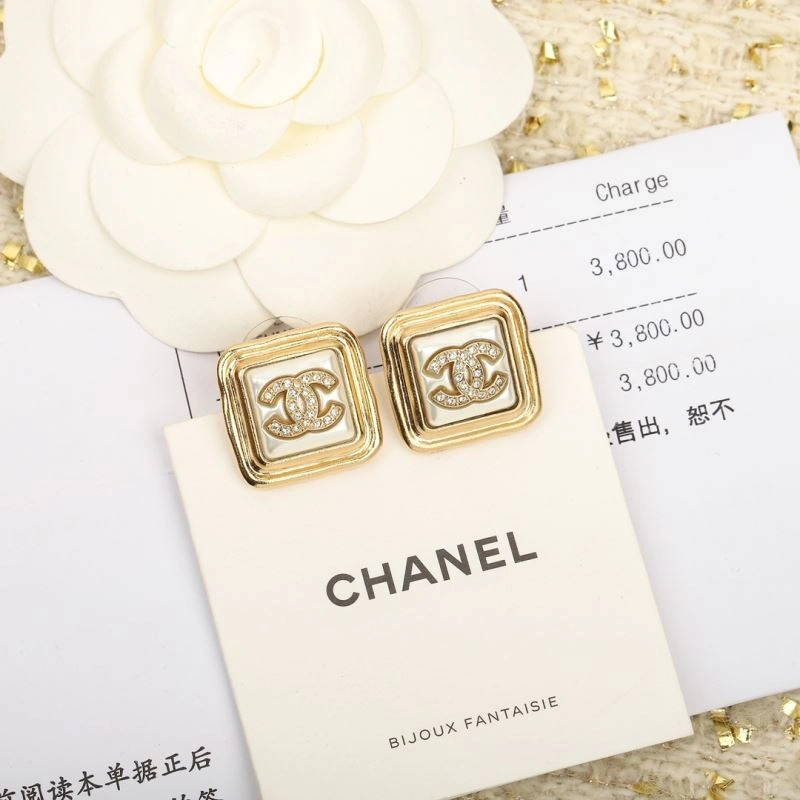 Chanel Earrings Vibrant 228727
