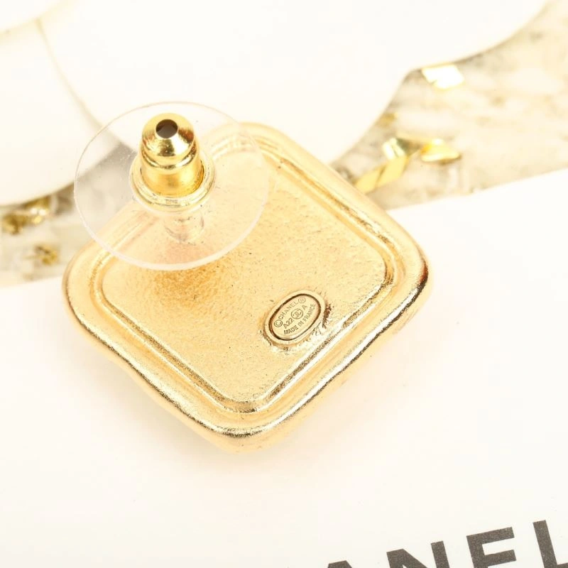 Chanel Earrings Vibrant 228727