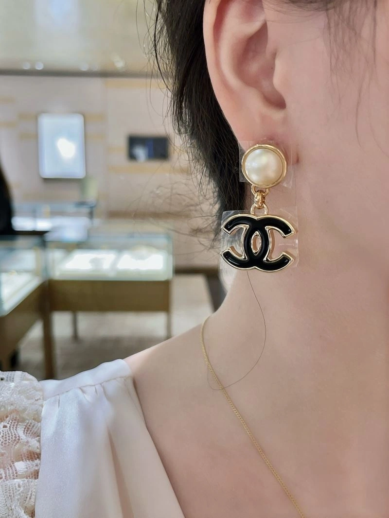 Soft Chanel Earrings 228709