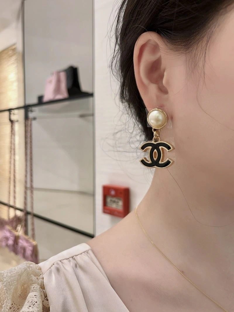 Soft Chanel Earrings 228709