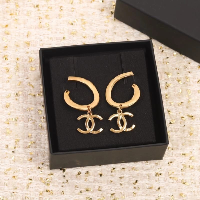 Chanel Earrings Soft 228684