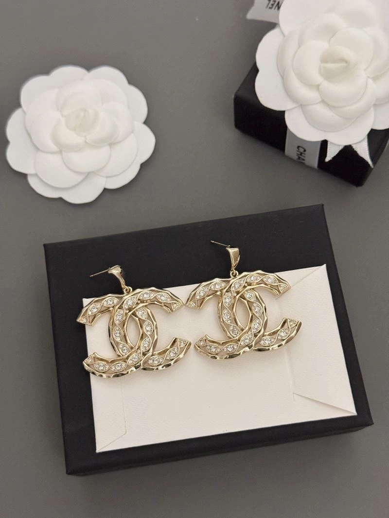 Chanel Earrings Practical 228680