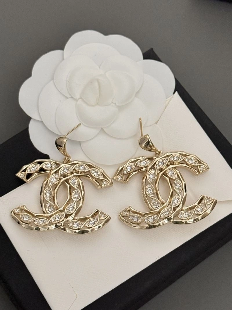 Chanel Earrings Practical 228680