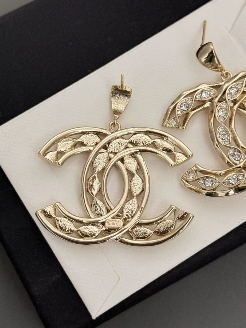 Chanel Earrings Practical 228680
