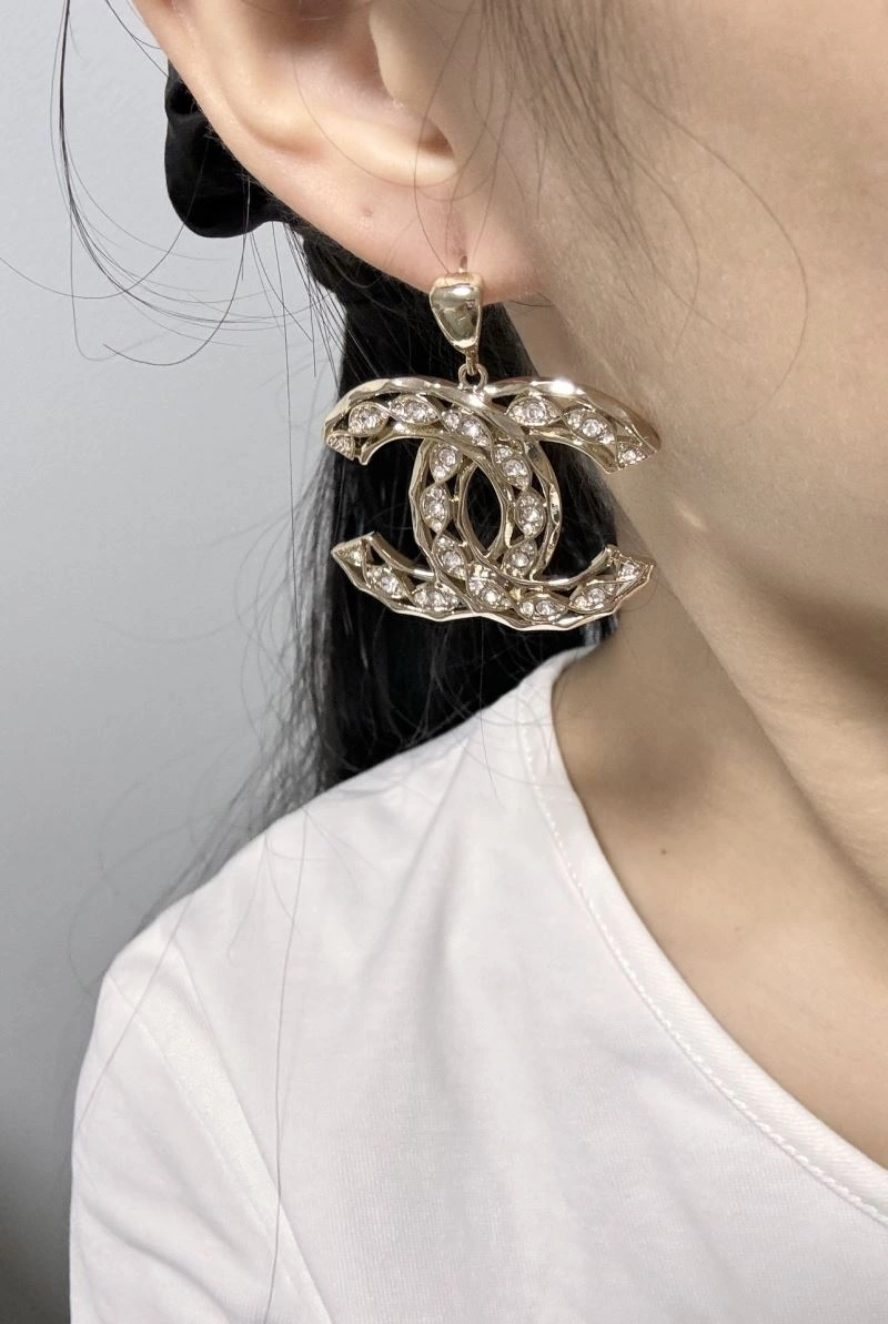 Chanel Earrings Practical 228680