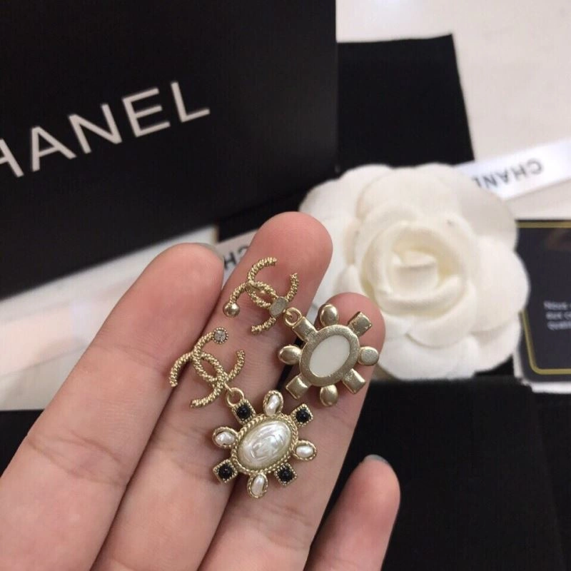 Chanel Earrings Minimalist 228702