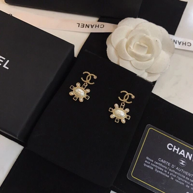 Chanel Earrings Minimalist 228702