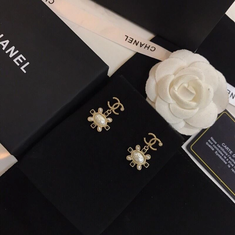 Chanel Earrings Minimalist 228702