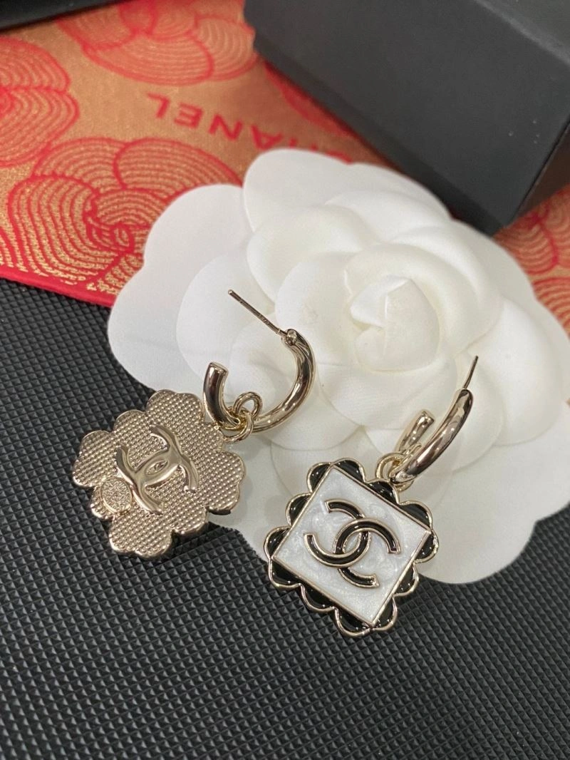 Attractive Chanel Earrings 228677
