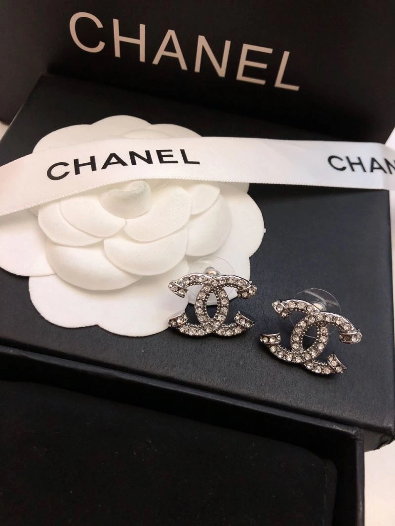 Attractive Chanel Earrings 228675