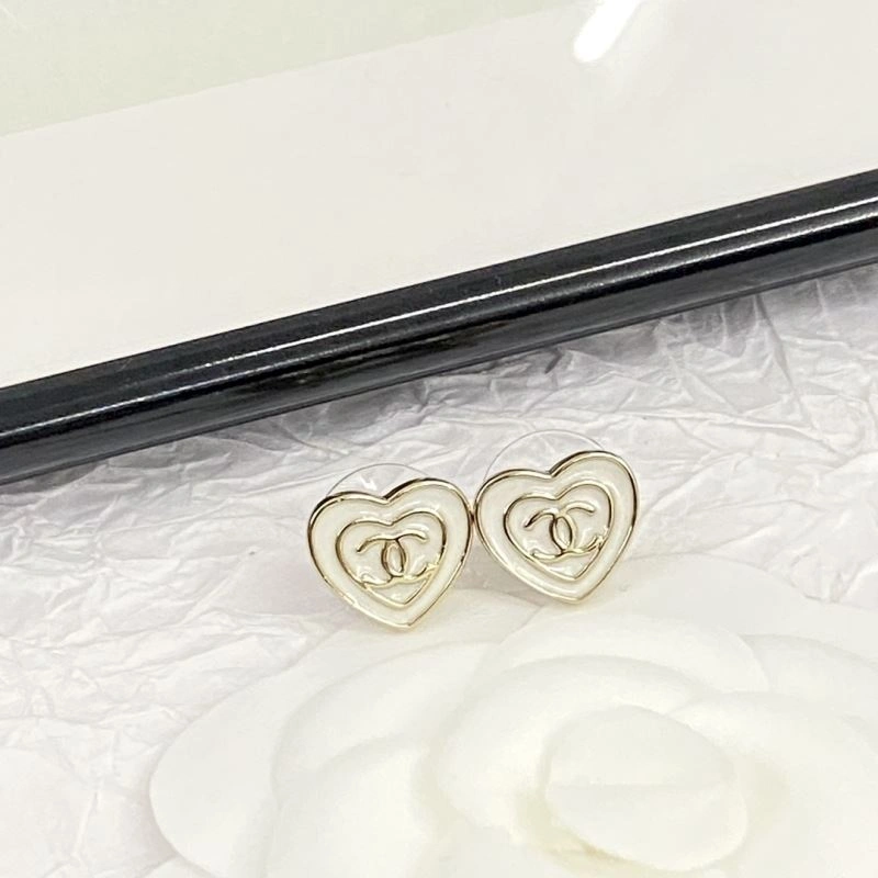 Effortless Chanel Earrings 228078