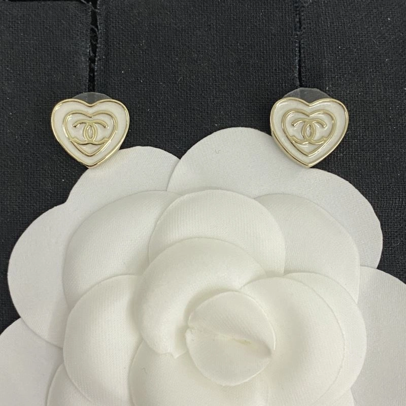 Effortless Chanel Earrings 228078