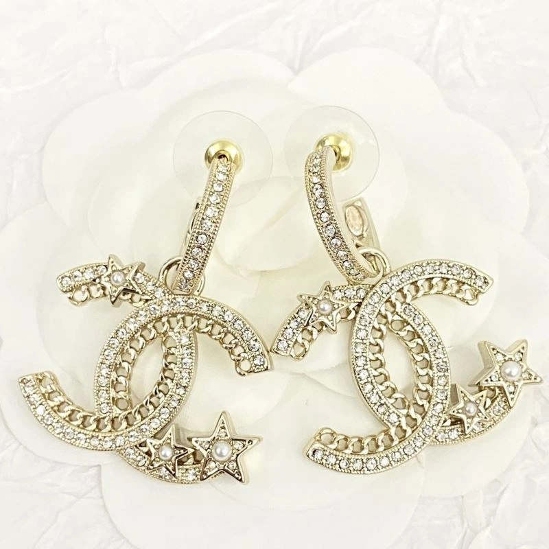 Affordable Chanel Earrings 228084