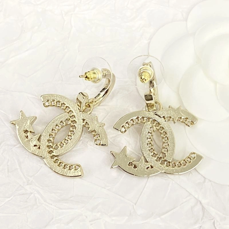 Affordable Chanel Earrings 228084