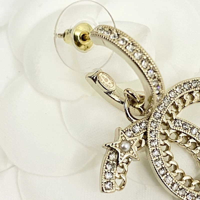 Affordable Chanel Earrings 228084