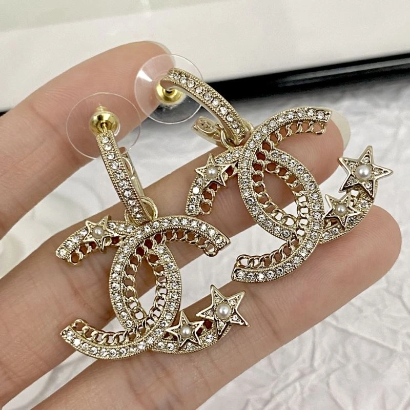 Affordable Chanel Earrings 228084
