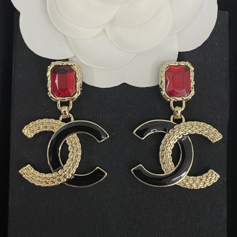Cozy Chanel Earrings 228127