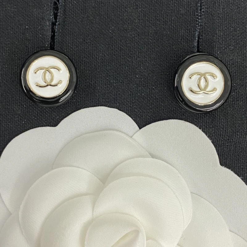 Comfortable Chanel Earrings 228086