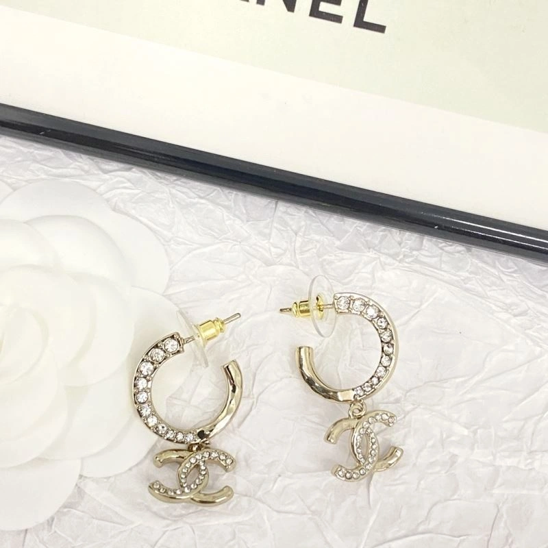 Chanel Earrings Functional 228077