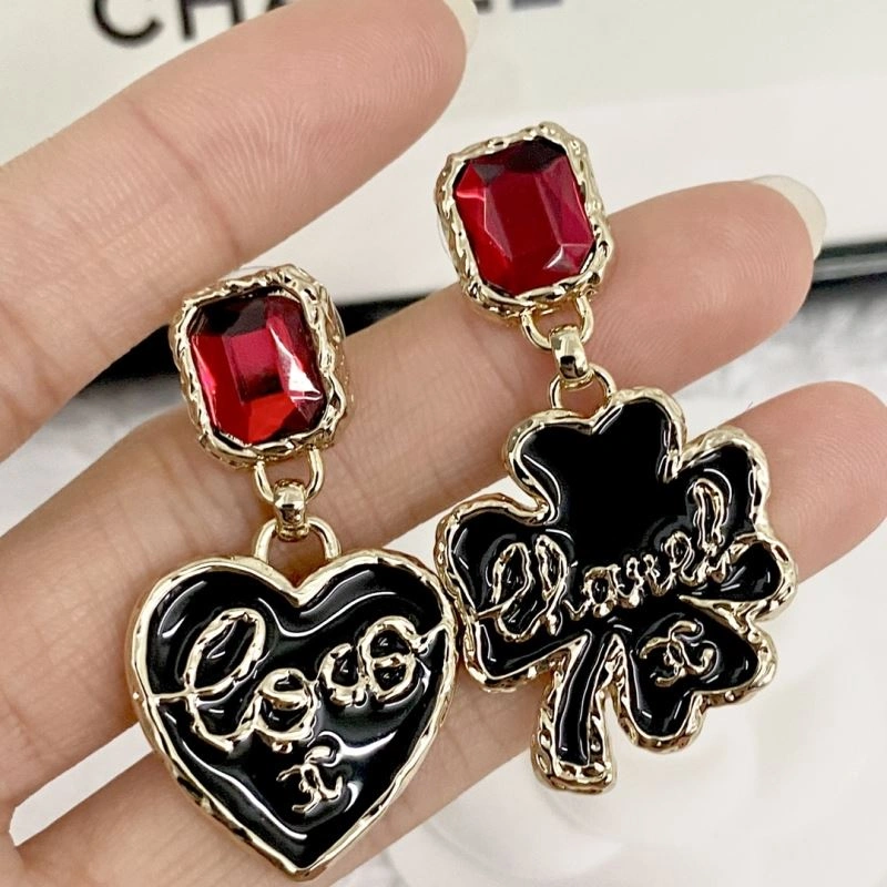 Elegant Chanel Earrings 228066