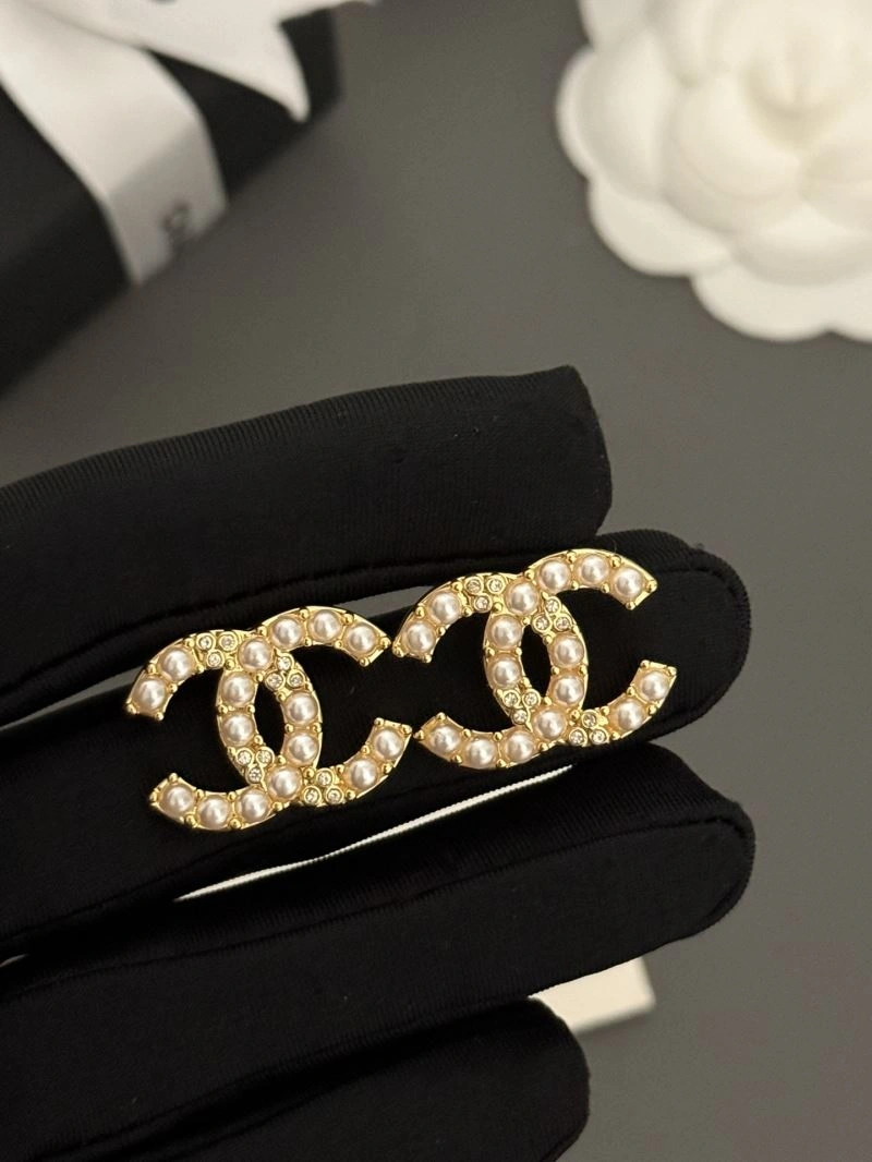 Trendy Chanel Earrings 228145