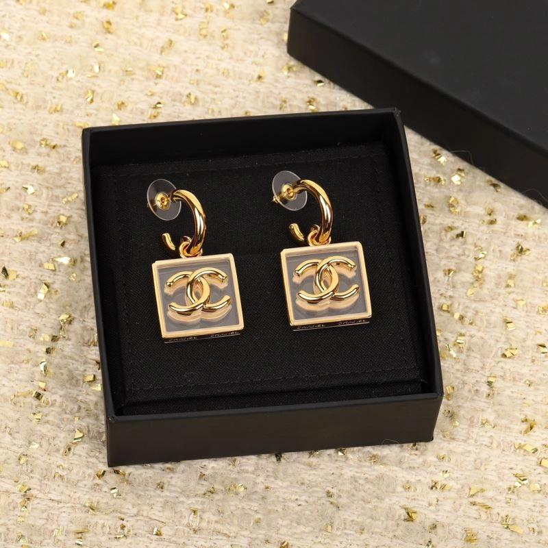 Tailored Chanel Earrings 228058