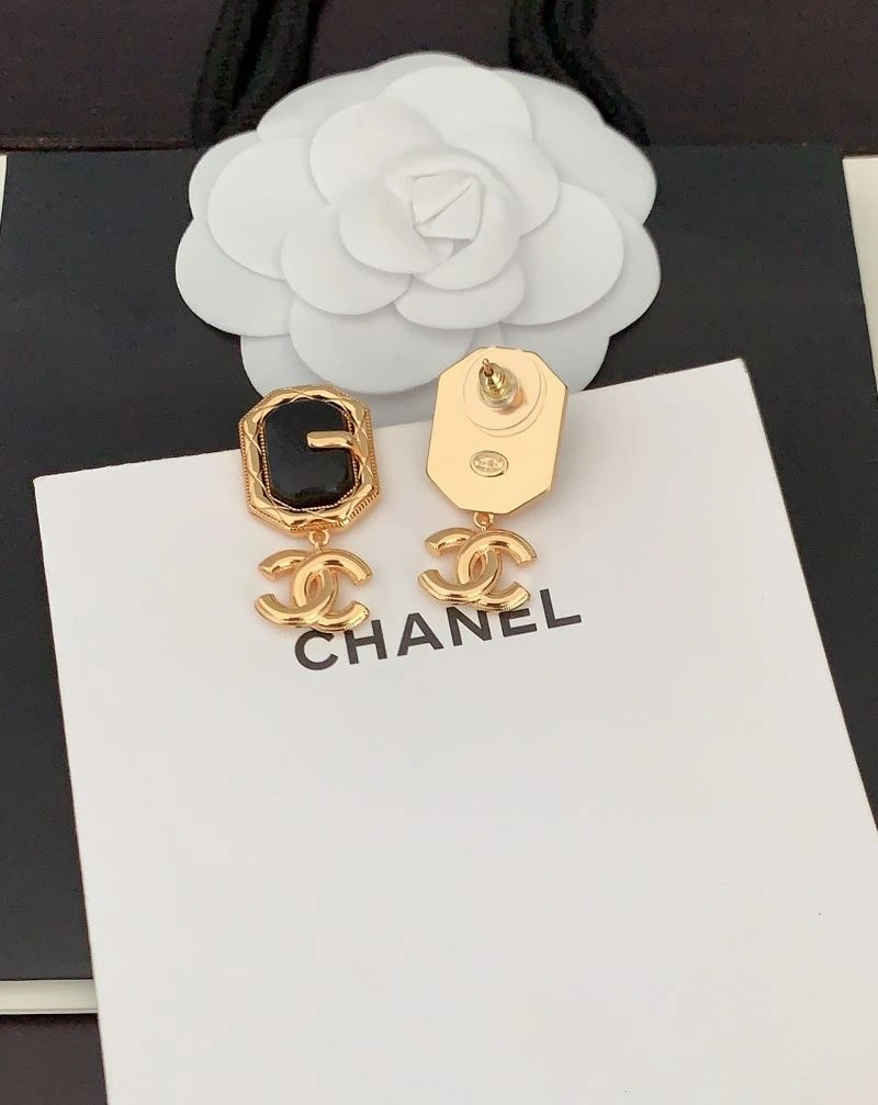 Tailored Chanel Earrings 228085