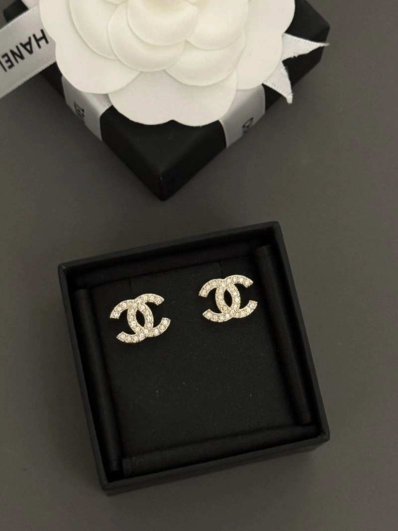 Chanel Earrings WellDesigned 228083
