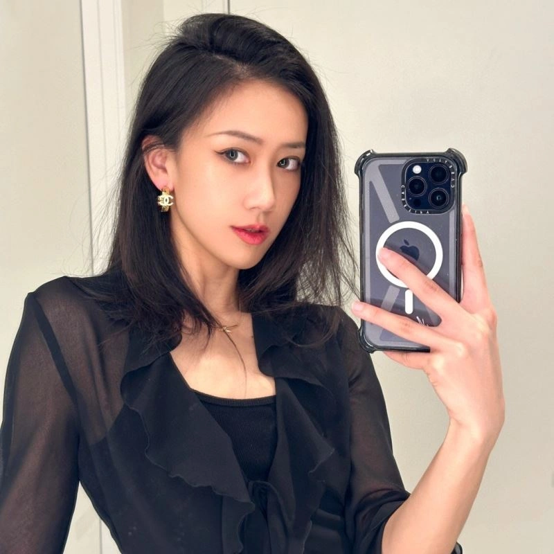 Flexible Chanel Earrings 228051