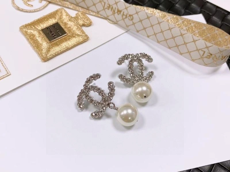 Youthful Chanel Earrings 228071