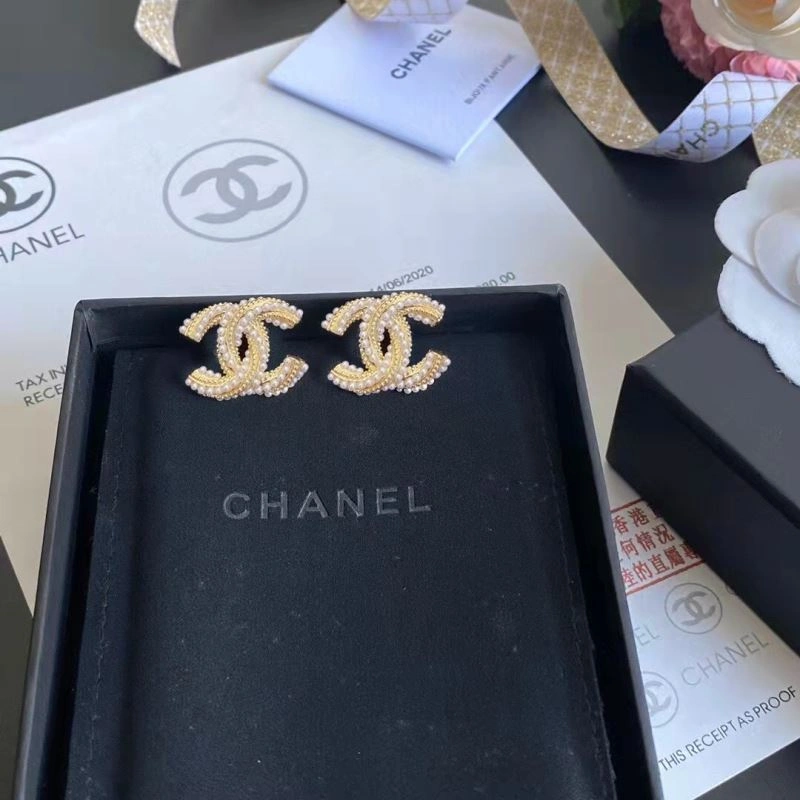 Chic Chanel Earrings 228045