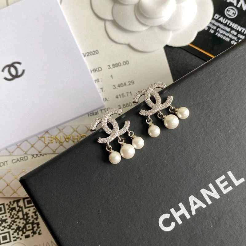 Chanel Earrings Elegant 228072