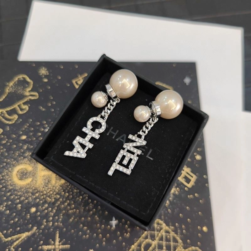 Seasonal Chanel Earrings 228120