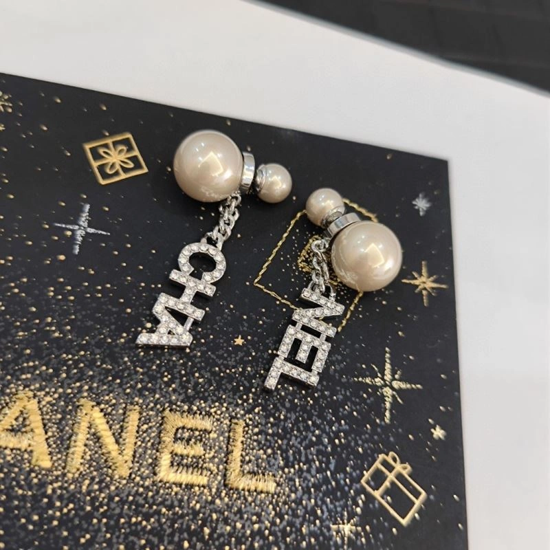 Seasonal Chanel Earrings 228120