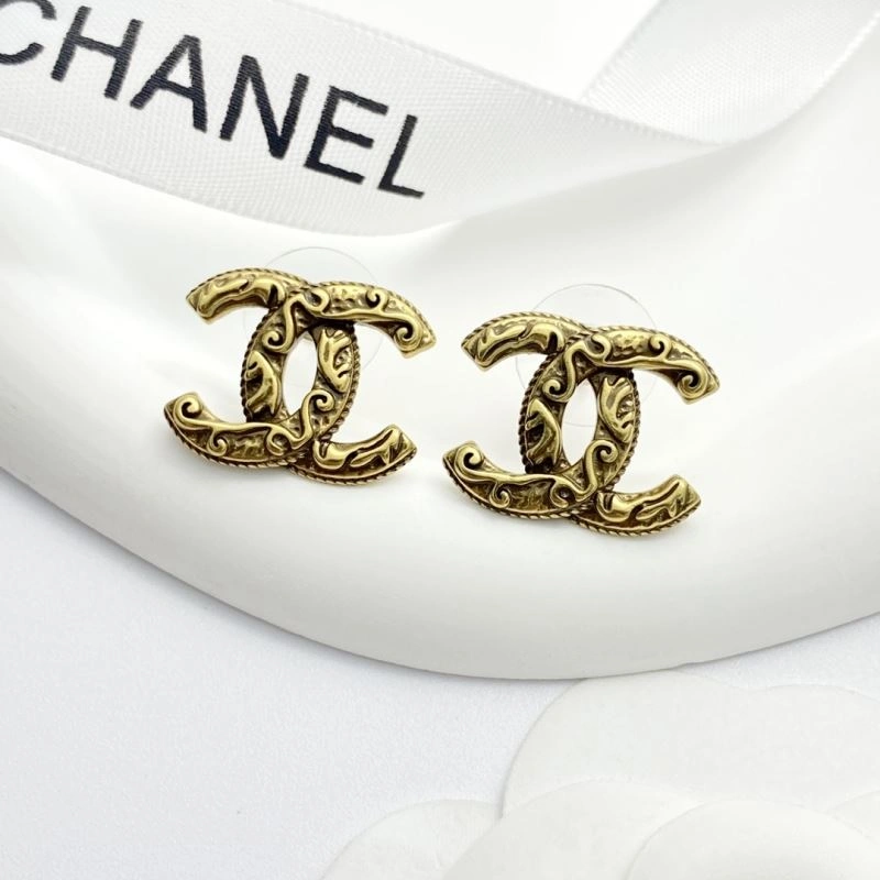 Affordable Chanel Earrings 228060