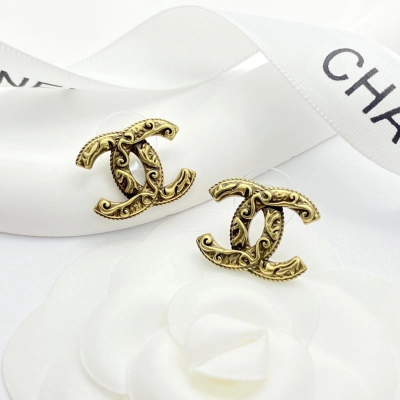 Affordable Chanel Earrings 228060