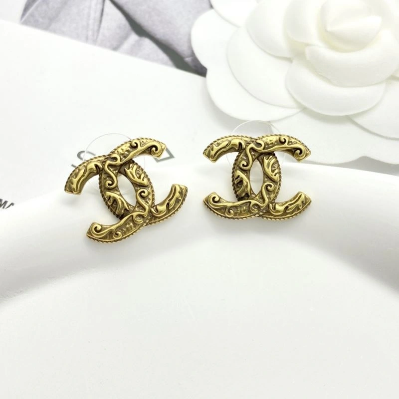 Affordable Chanel Earrings 228060