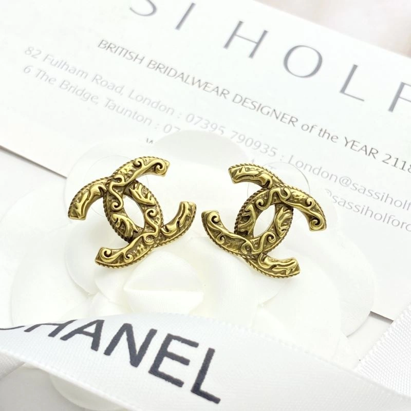 Affordable Chanel Earrings 228060