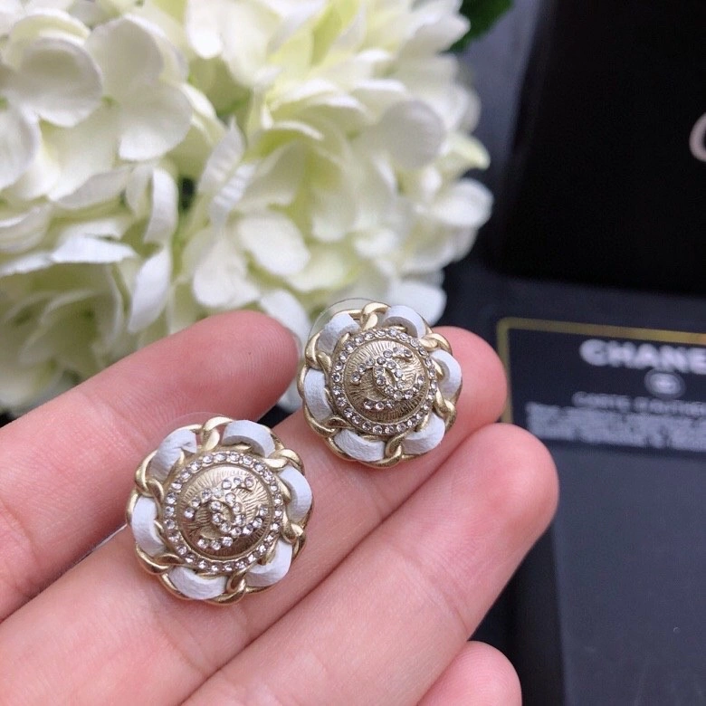 WrinkleFree Chanel Earrings 228036