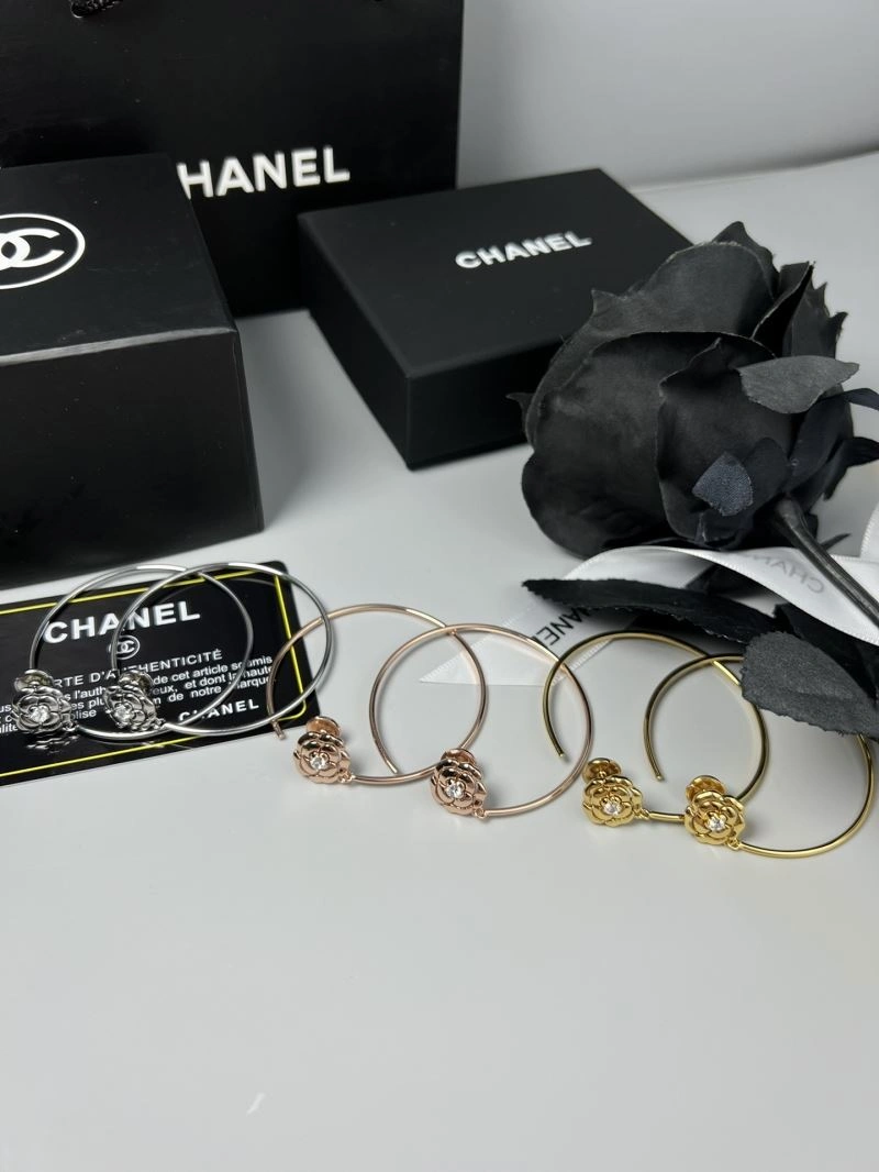 Chanel Earrings Flexible 228035