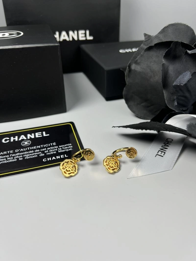 Chanel Earrings Neat 228065